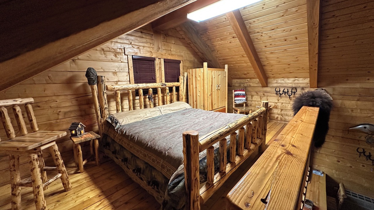 Photo of Bedroom in Polebridge