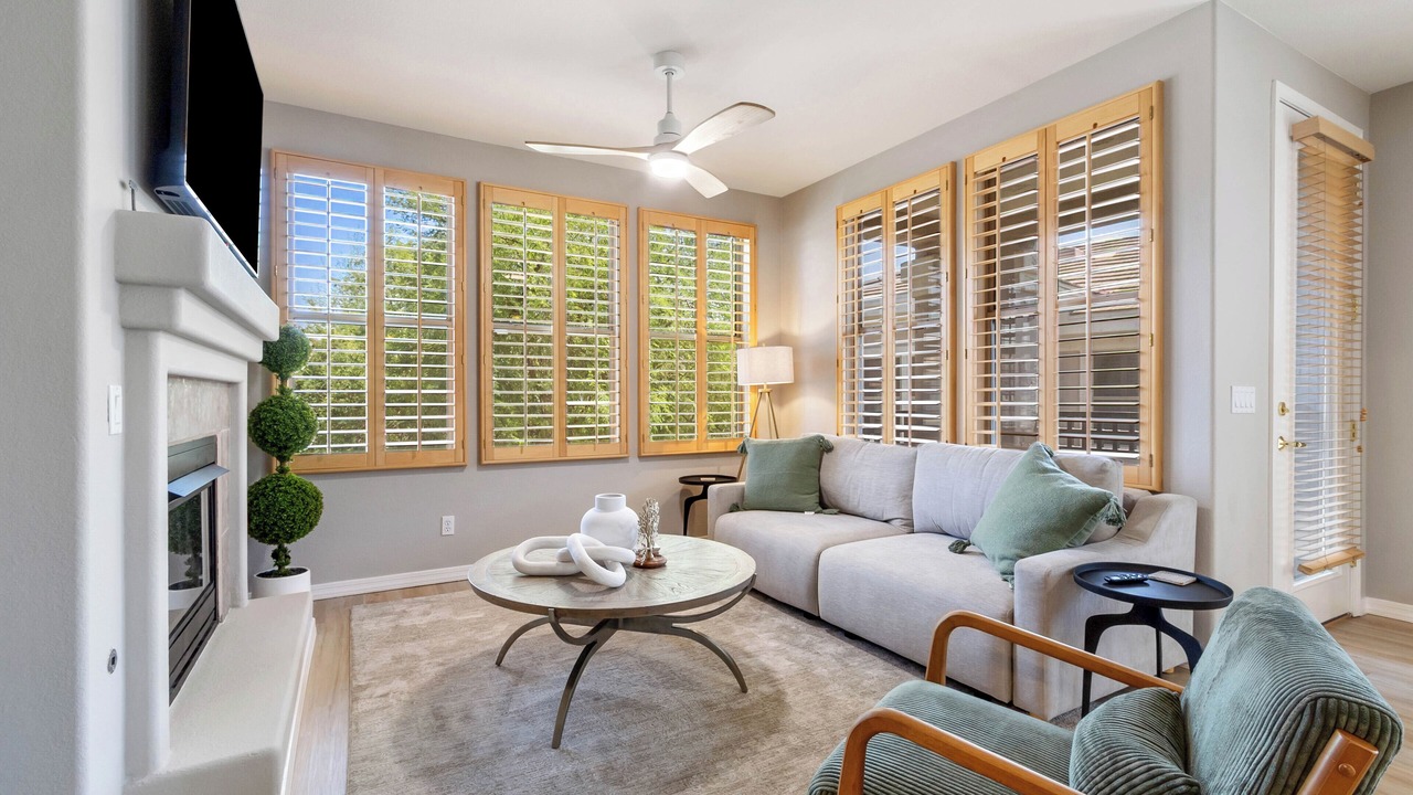 Photo of Livingroom in Kierland