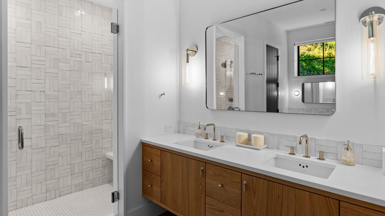 Photo of Bathroom in Bozeman