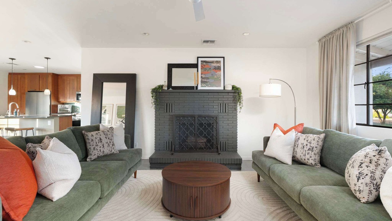 Photo of Livingroom in Southwest Village