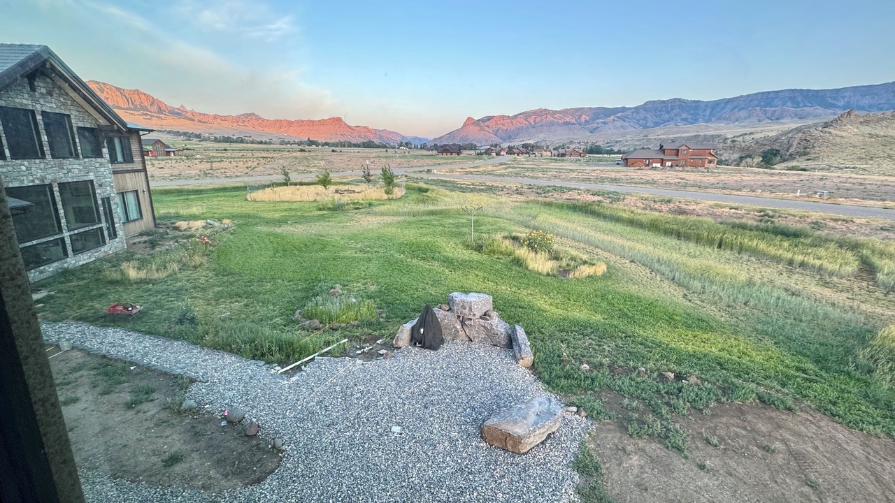 Photo of Outdoor in Wapiti