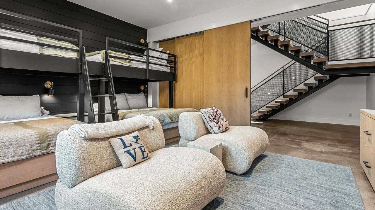 Photo of Bedroom in Jackson