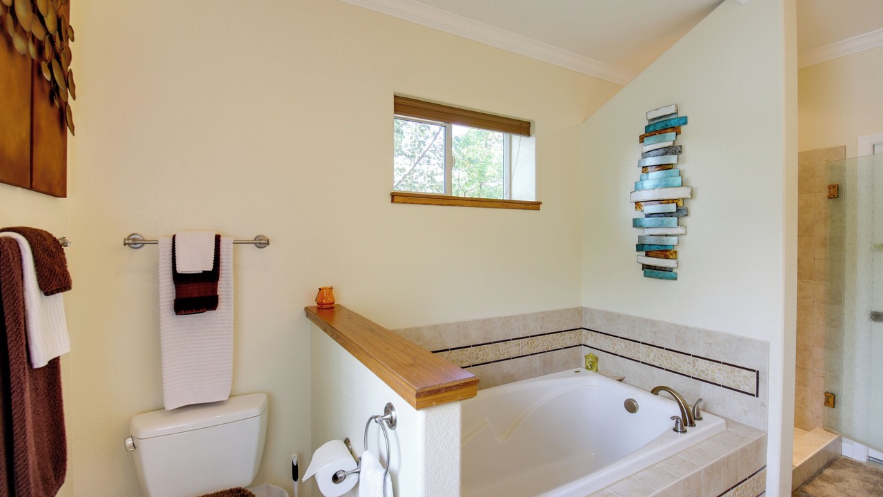 Photo of Bathroom in Thompson Falls