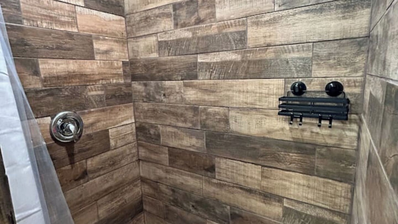 Photo of Bathroom in Browning