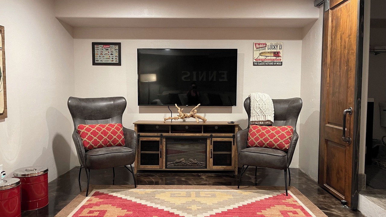 Photo of Others in Ennis