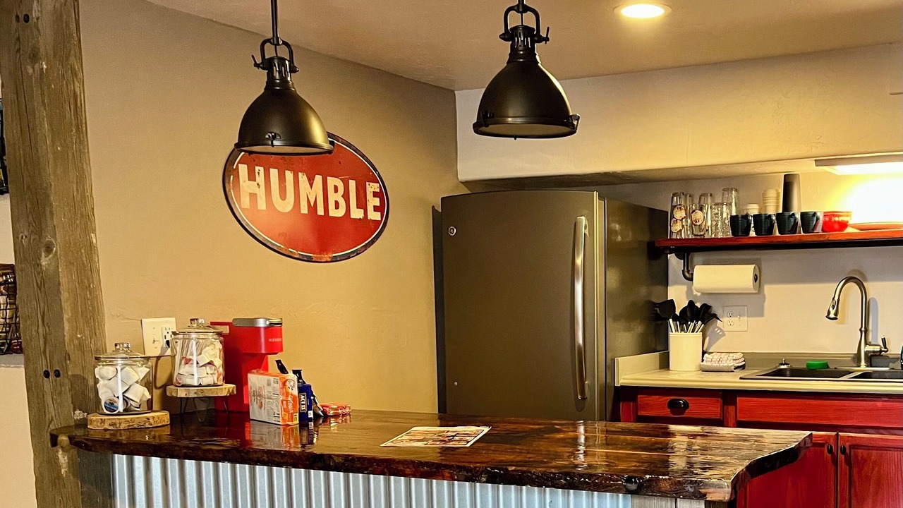 Photo of Others in Ennis