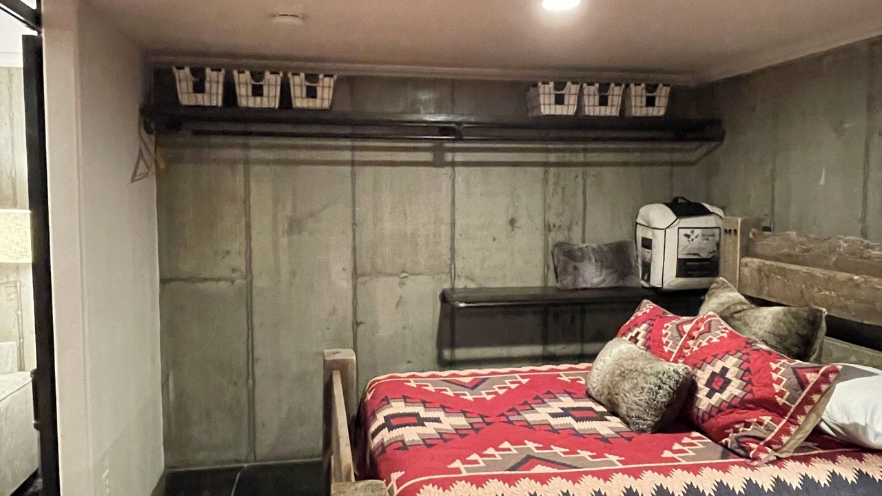 Photo of Others in Ennis