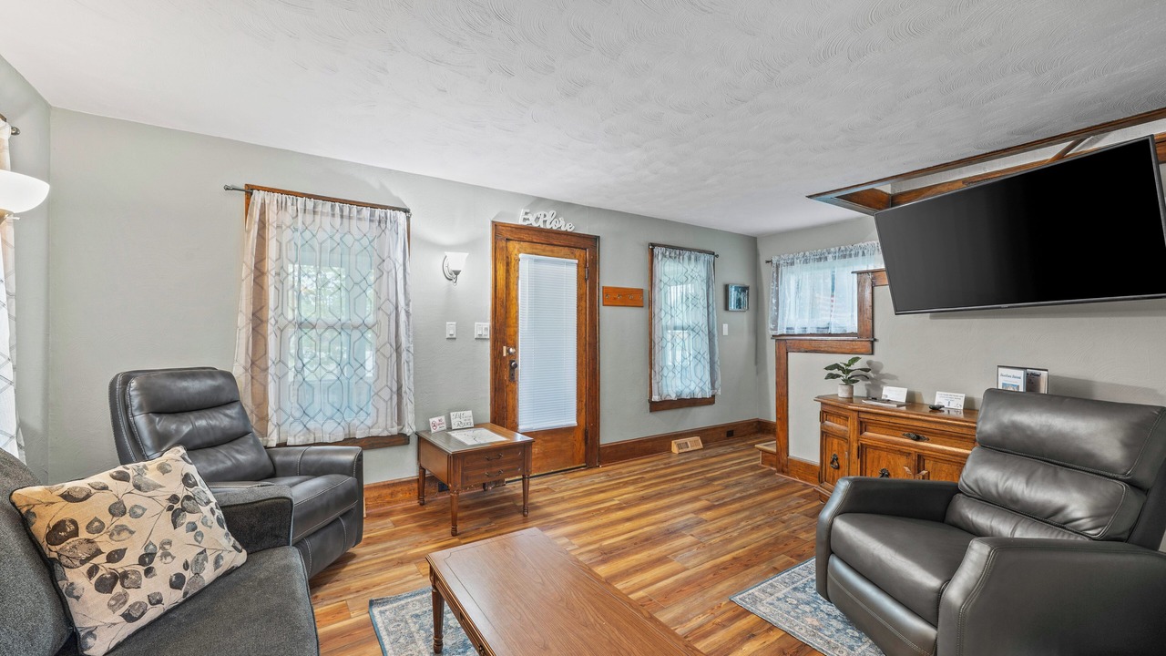 Photo of Livingroom in Niles