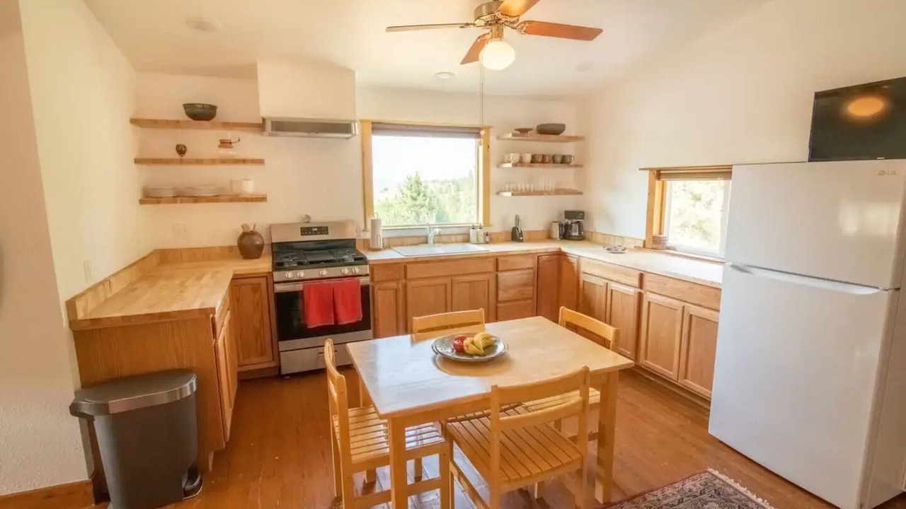 Photo of Kitchen in Helena West Side