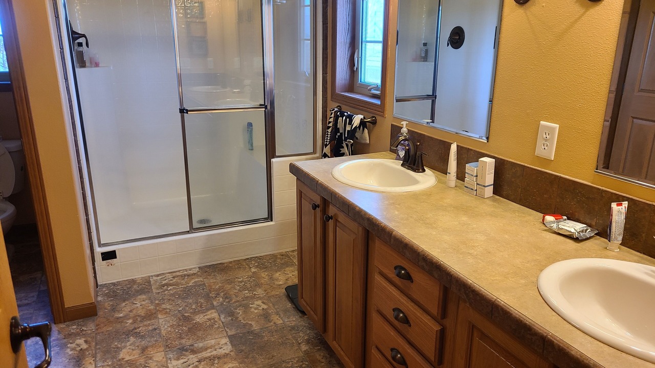 Photo of Bathroom in Wolf Point