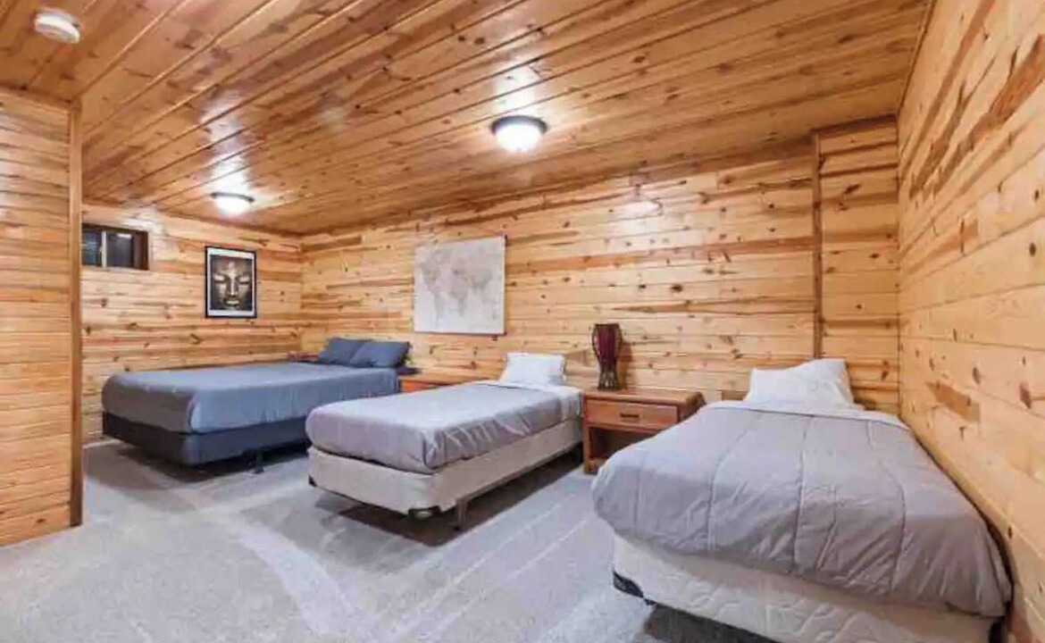 Photo of Bedroom in Yellowstone County