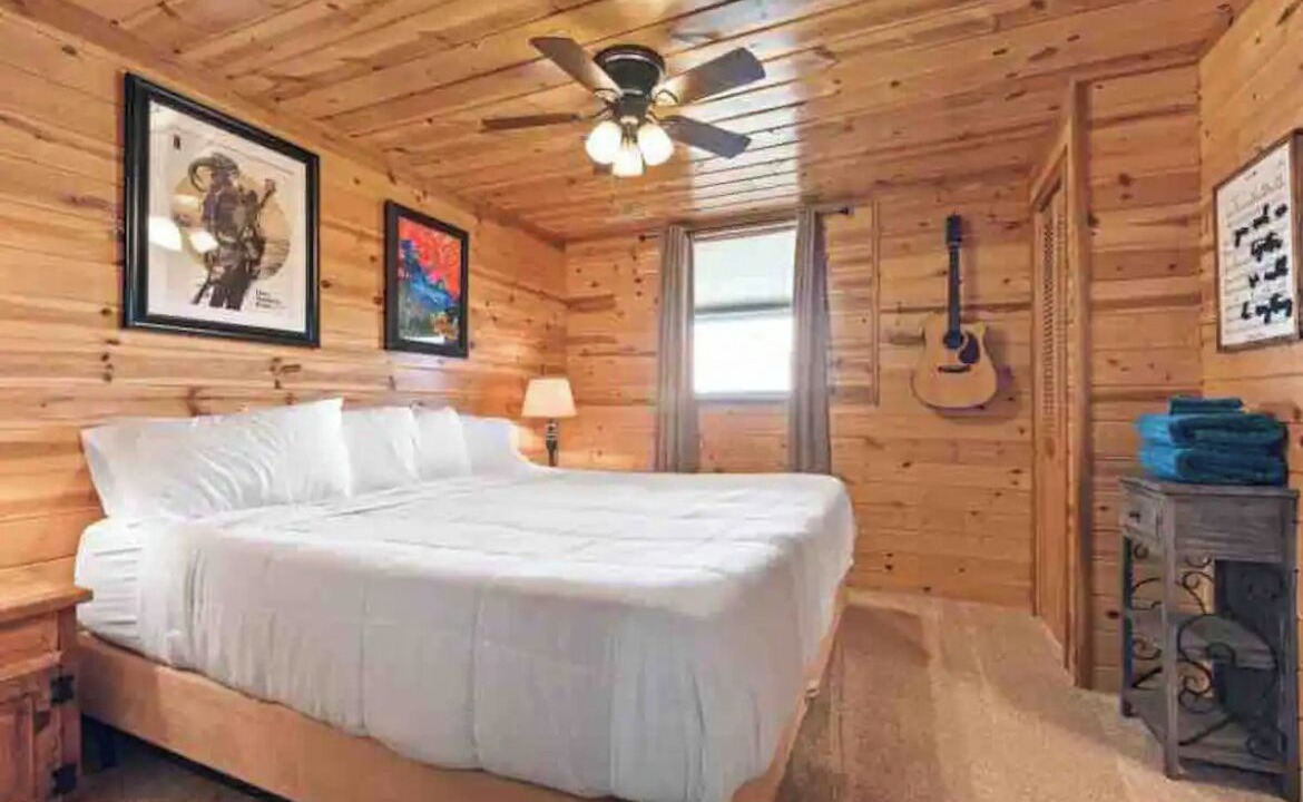 Photo of Bedroom in Yellowstone County