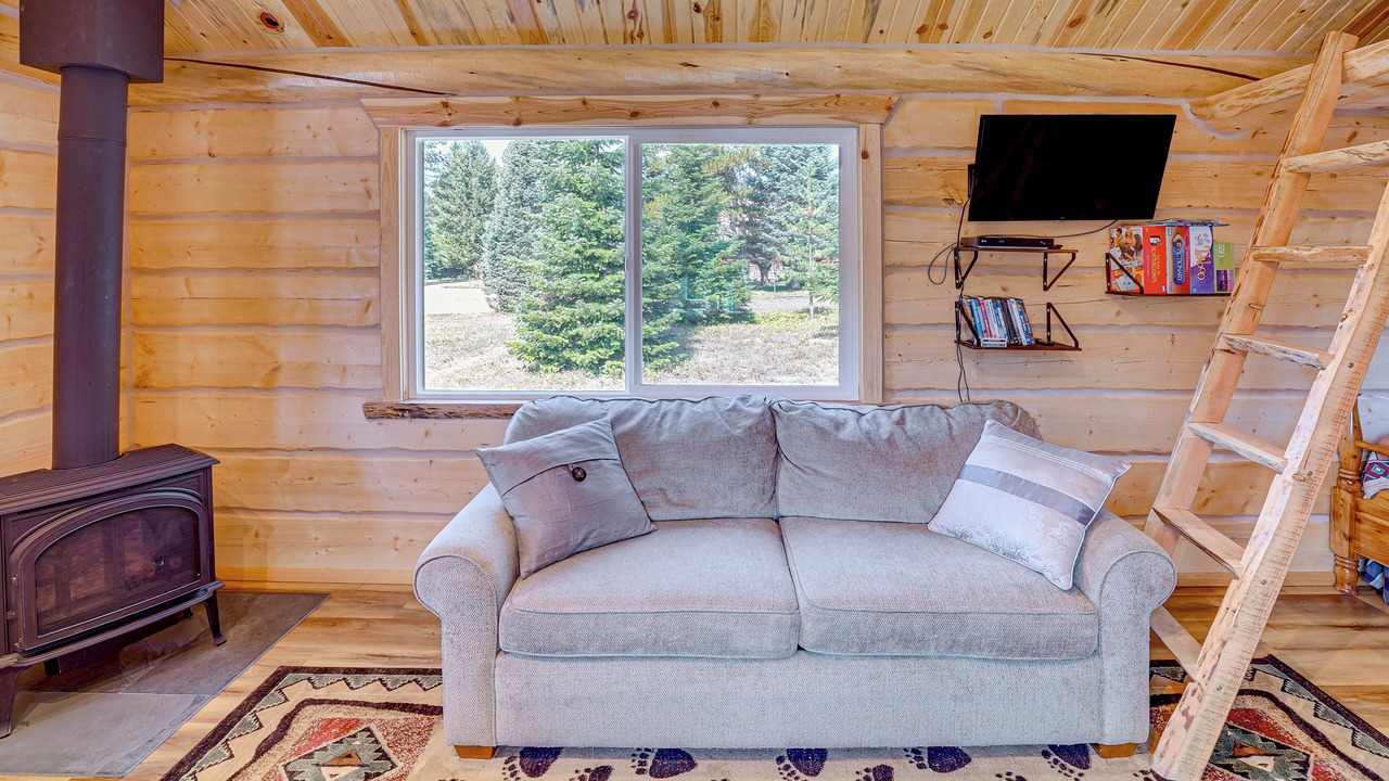Photo of Livingroom in Trout Creek