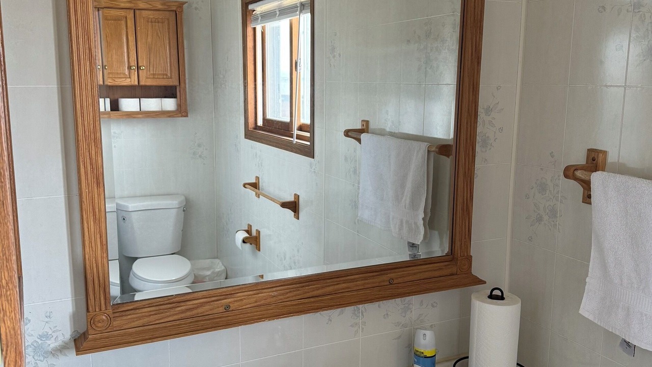 Photo of Bathroom in Browning