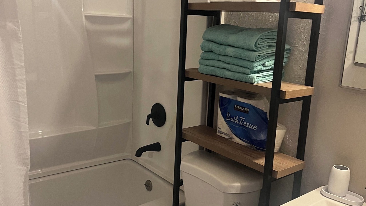 Photo of Bathroom in Hardin