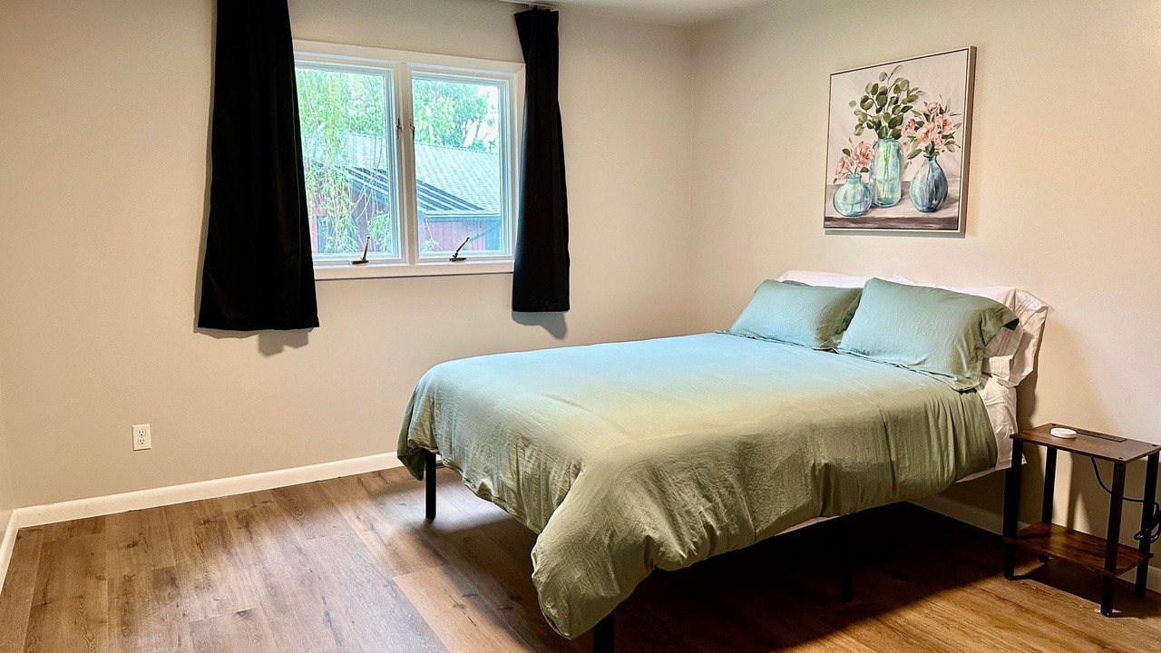 Photo of Bedroom in Rimrock
