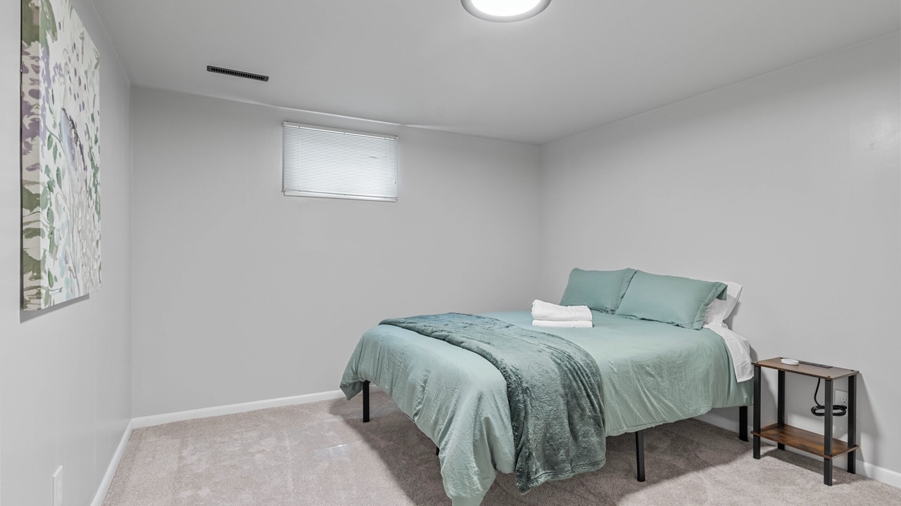 Photo of Bedroom in Rimrock