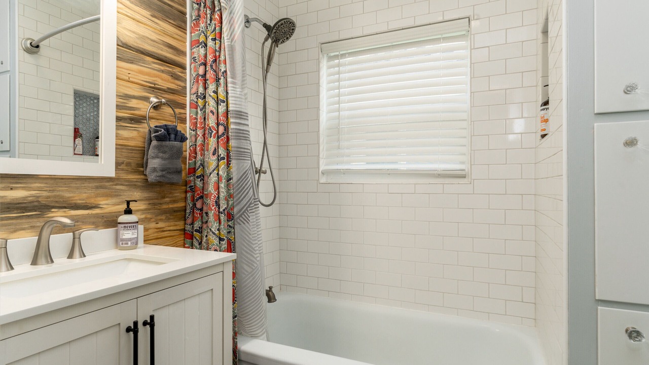 Photo of Bathroom in Anaconda