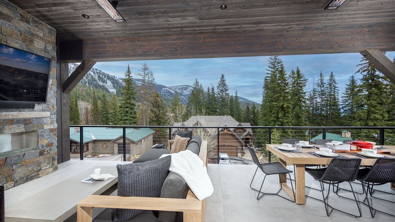 Photo of Livingroom in Whitefish