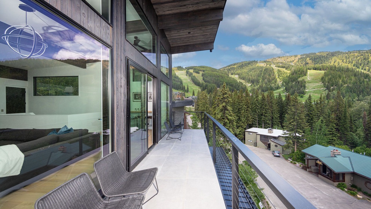 Photo of Patio Balcony in Whitefish