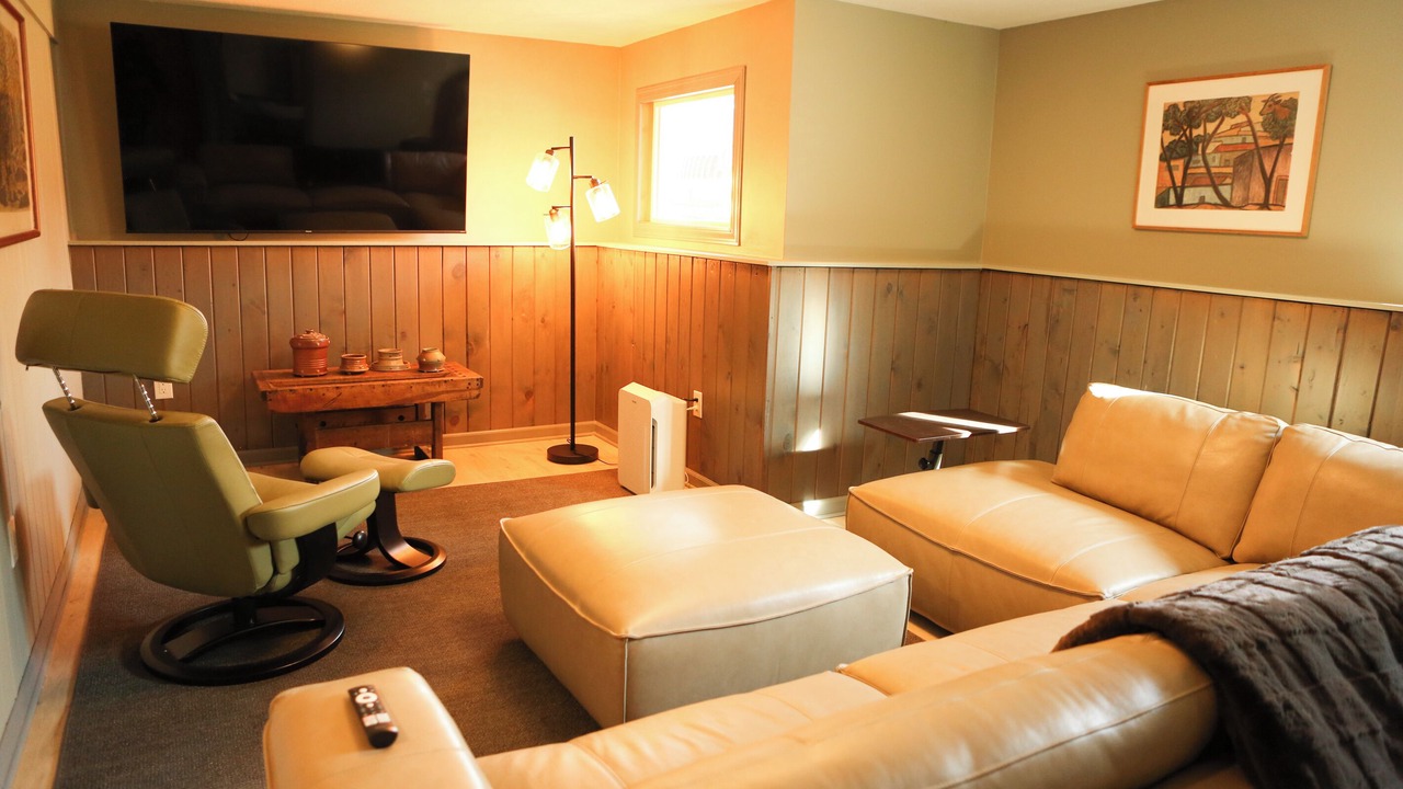 Photo of Livingroom in Upper Rattlesnake