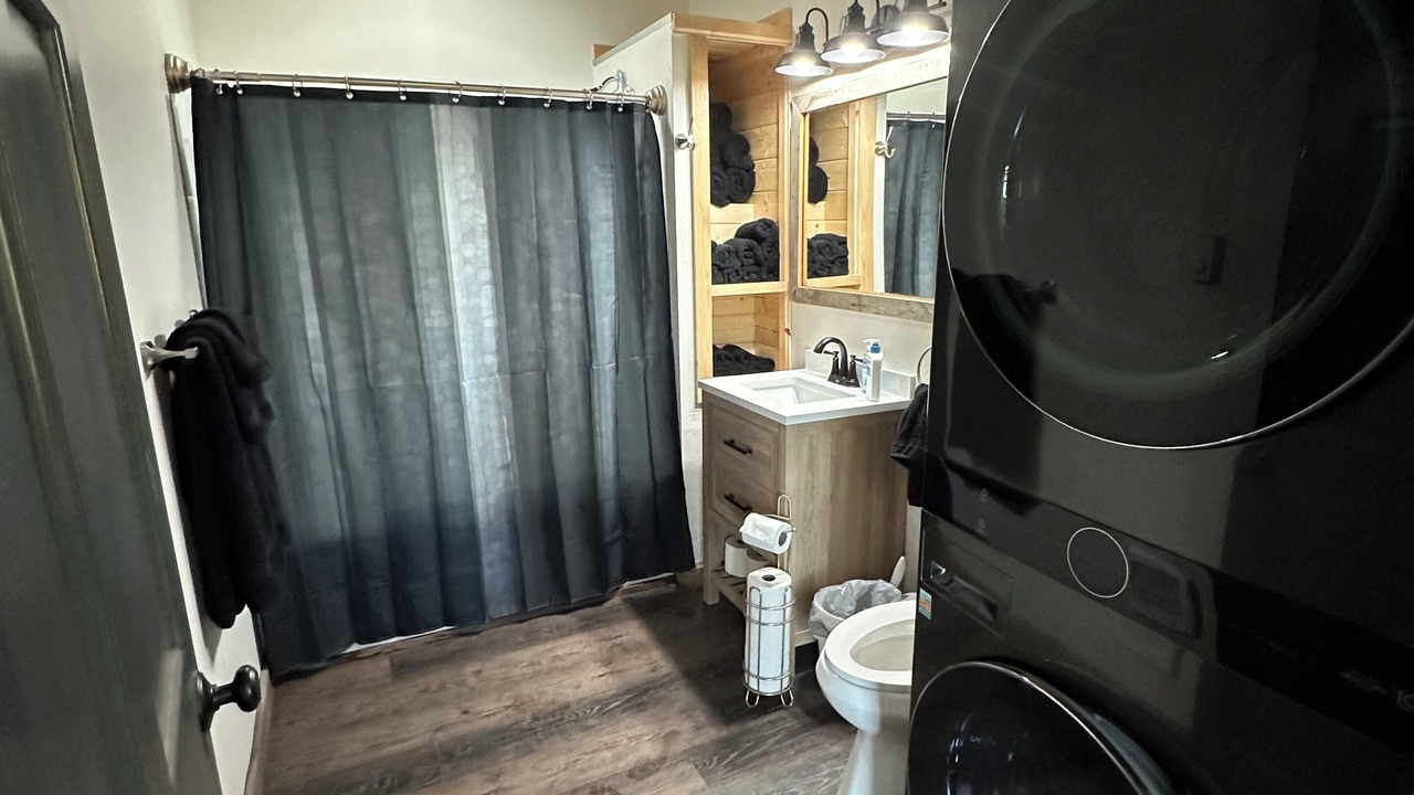 Photo of Bathroom in Plains