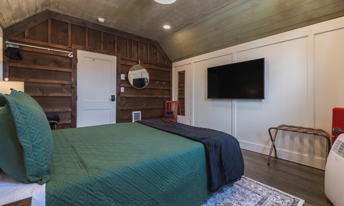 Photo of Bedroom in Darby