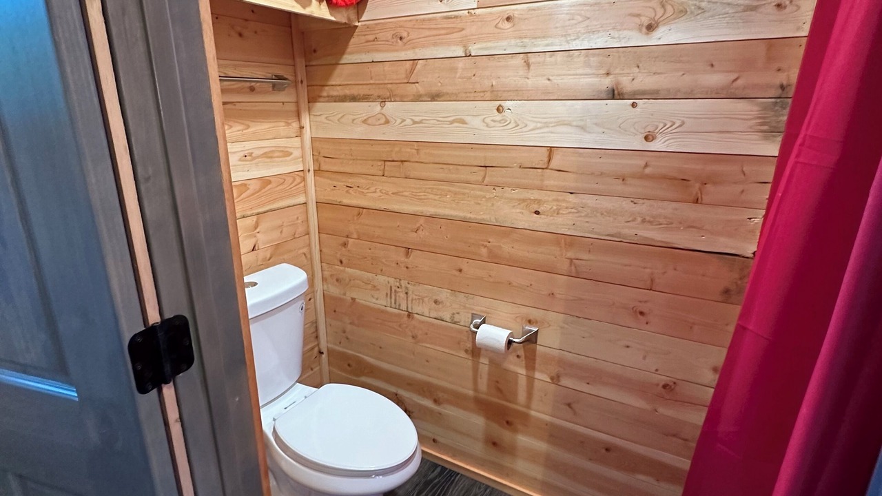 Photo of Bathroom in Plains