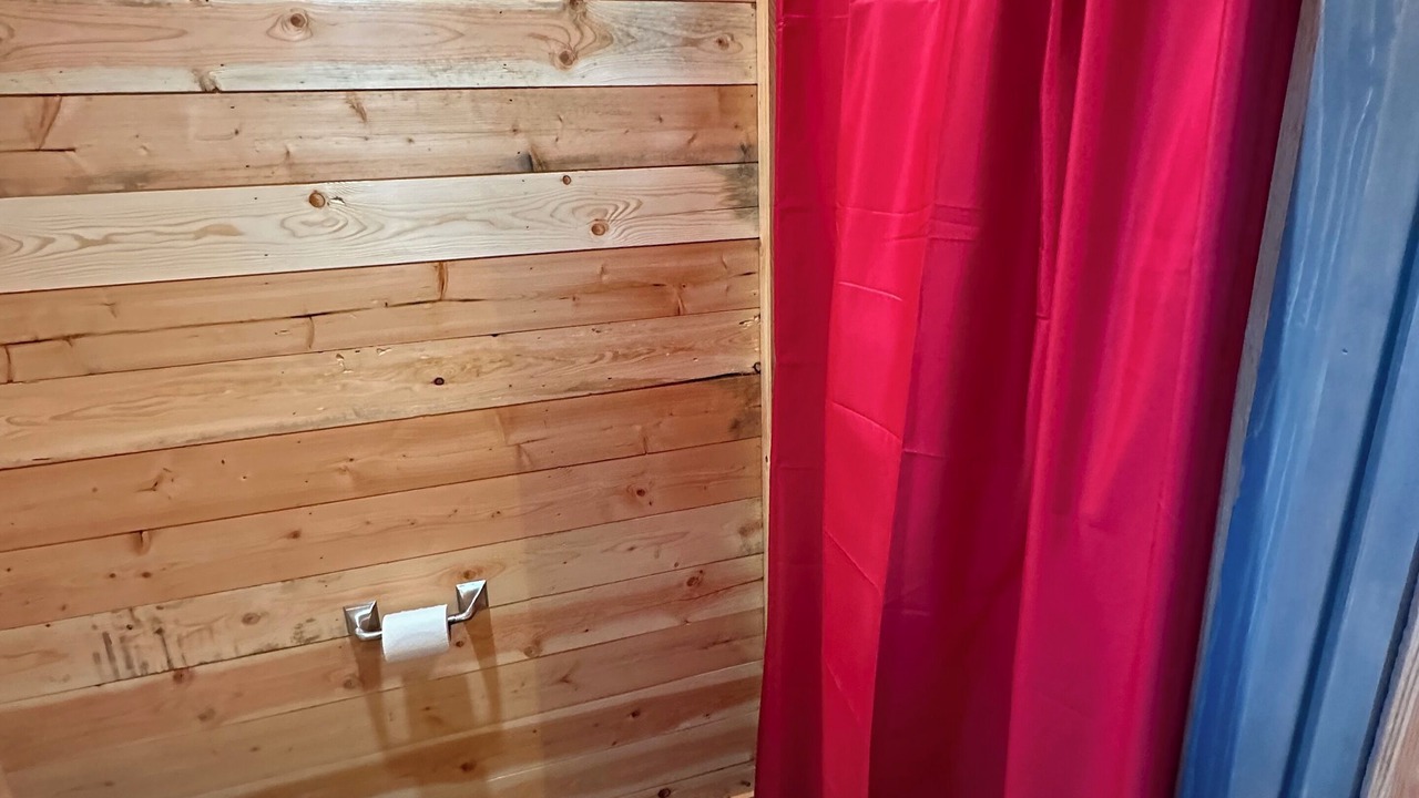 Photo of Bathroom in Plains