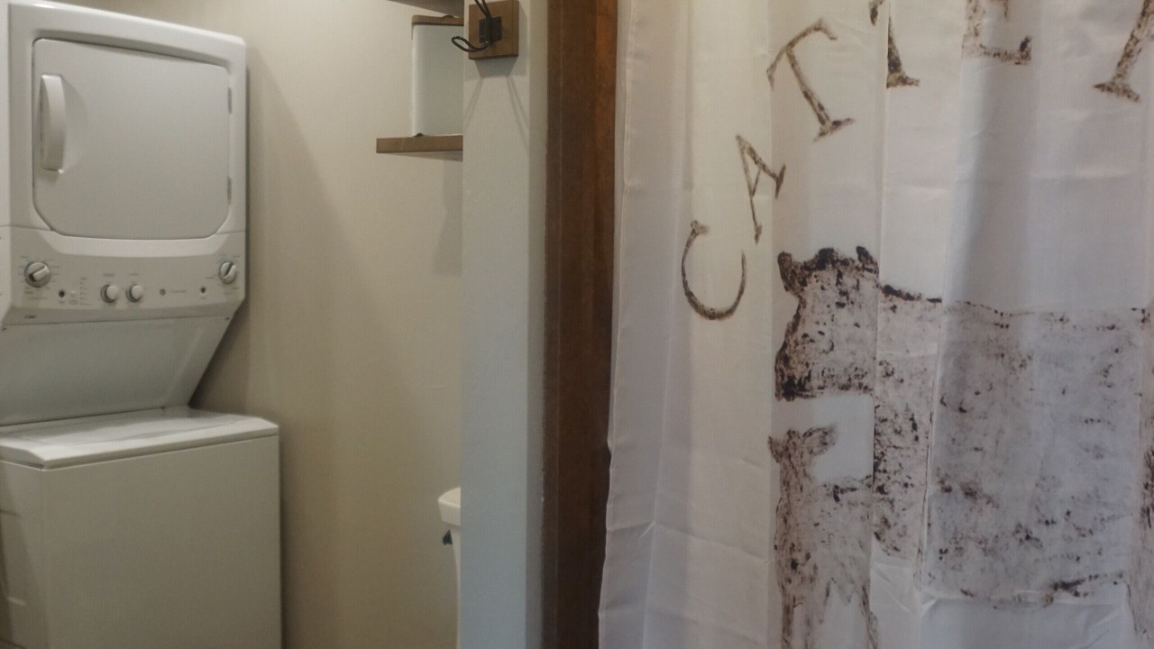 Photo of Bathroom in Glacier Country