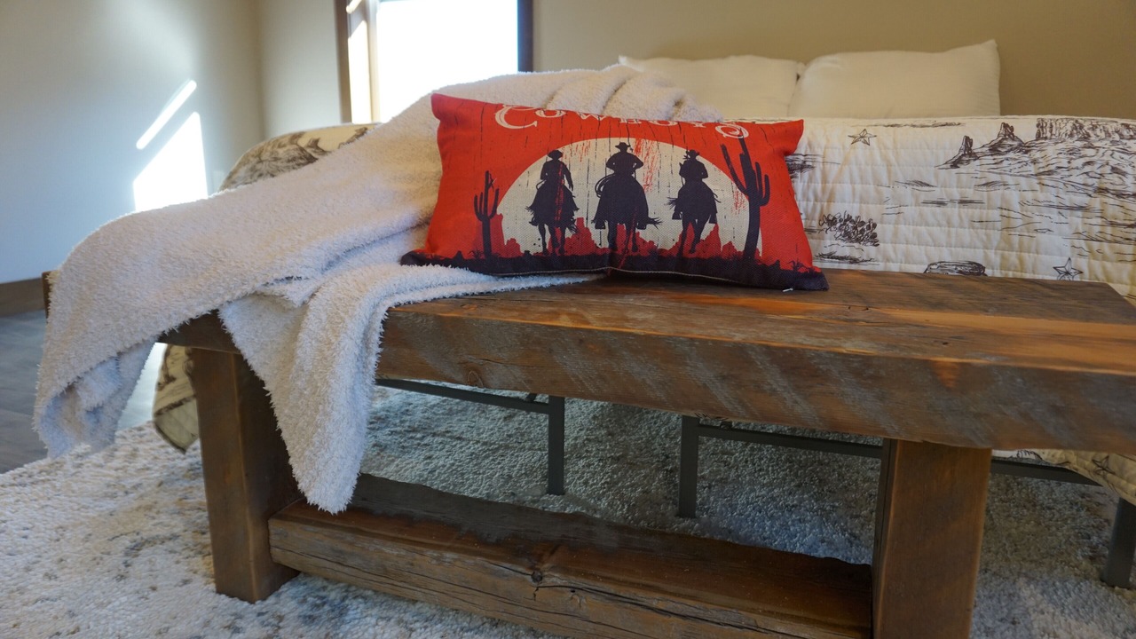 Photo of Bedroom in Glacier Country