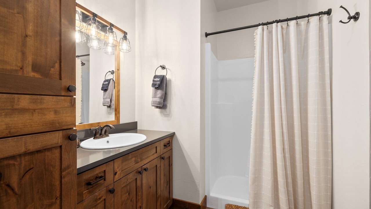Photo of Bathroom in Red Lodge