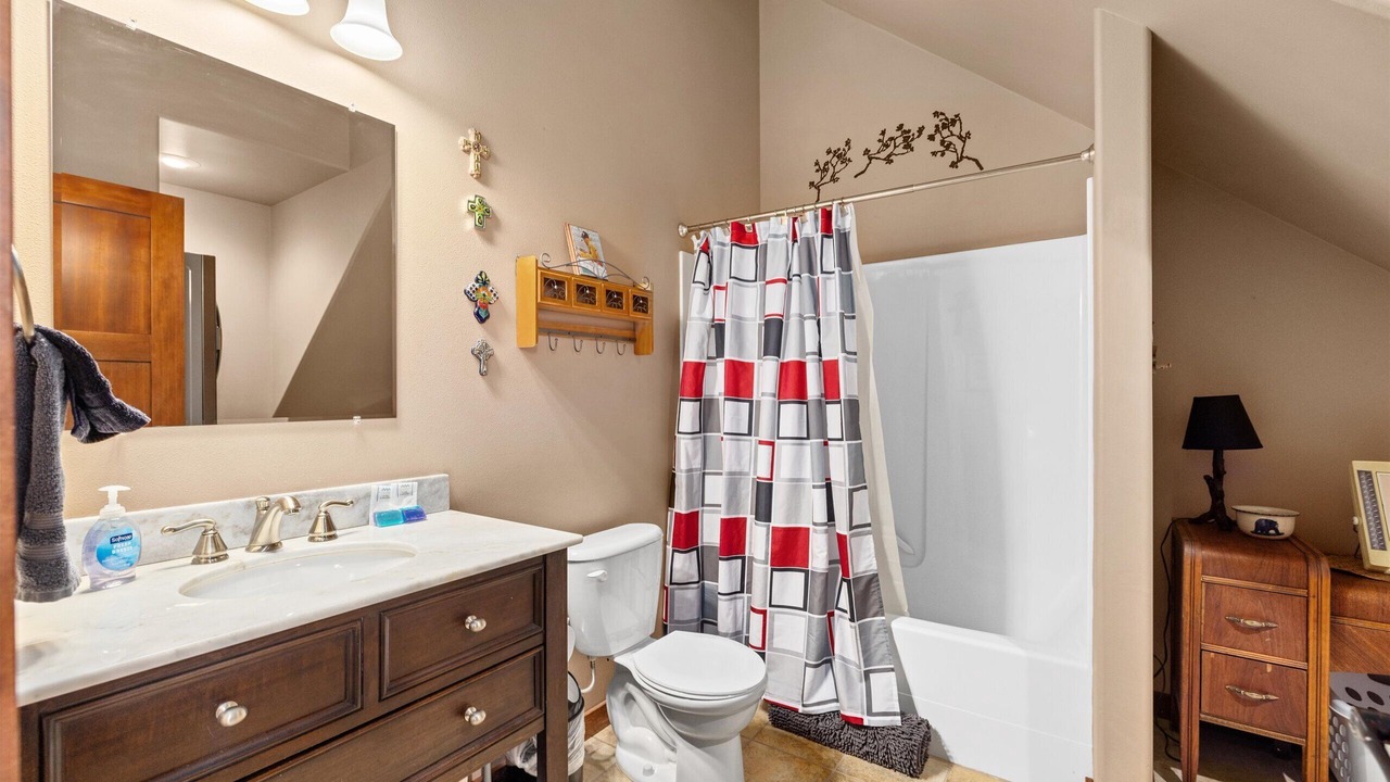 Photo of Bathroom in Red Lodge