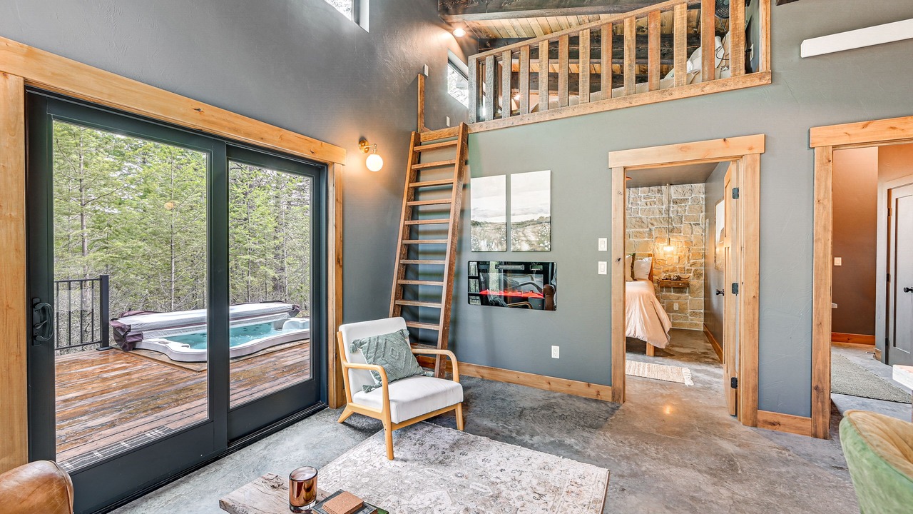 Photo of Livingroom in Polson