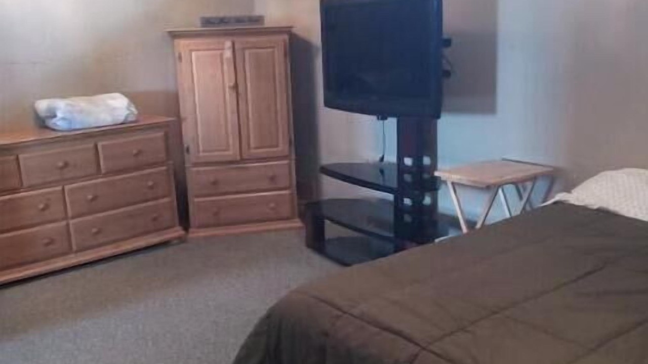 Photo of Bedroom in Browning