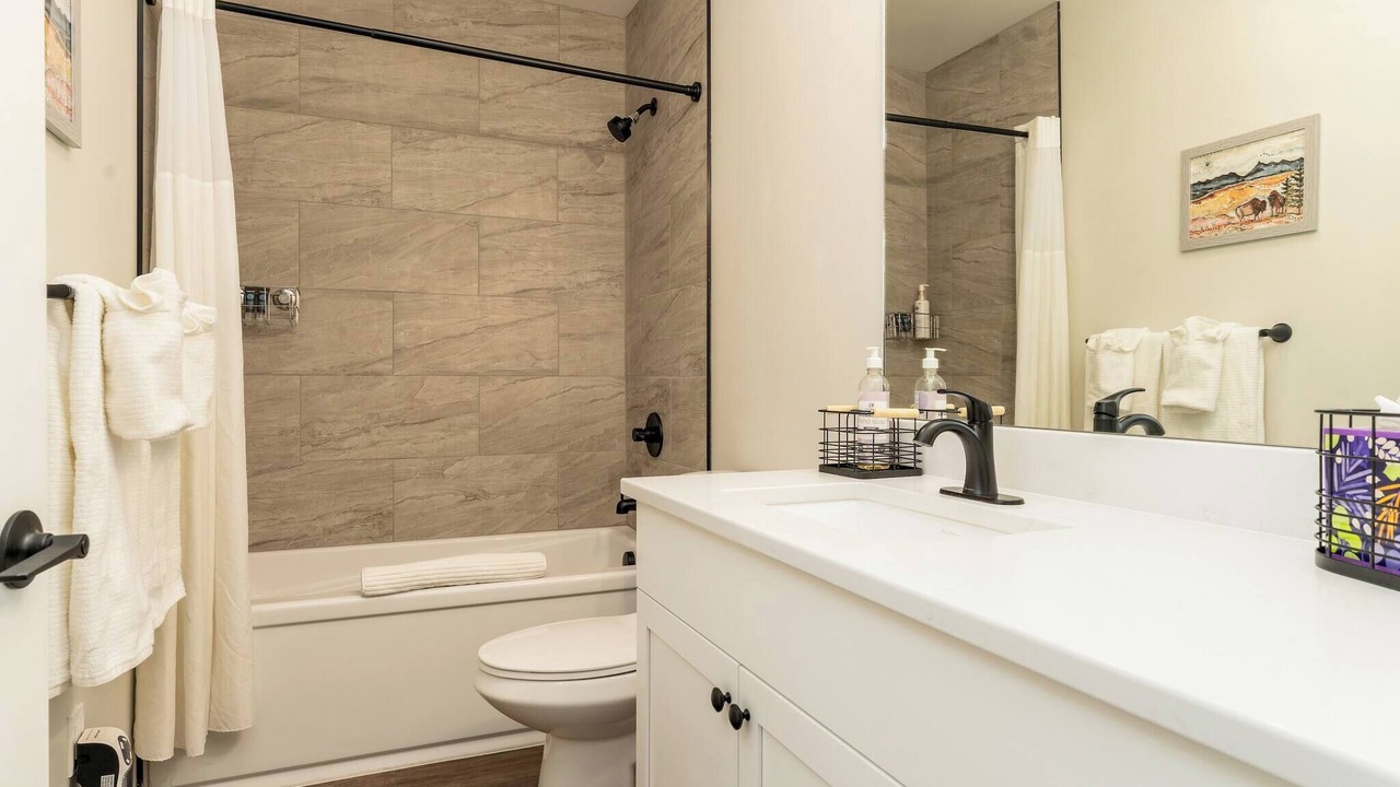 Photo of Bathroom in Anaconda