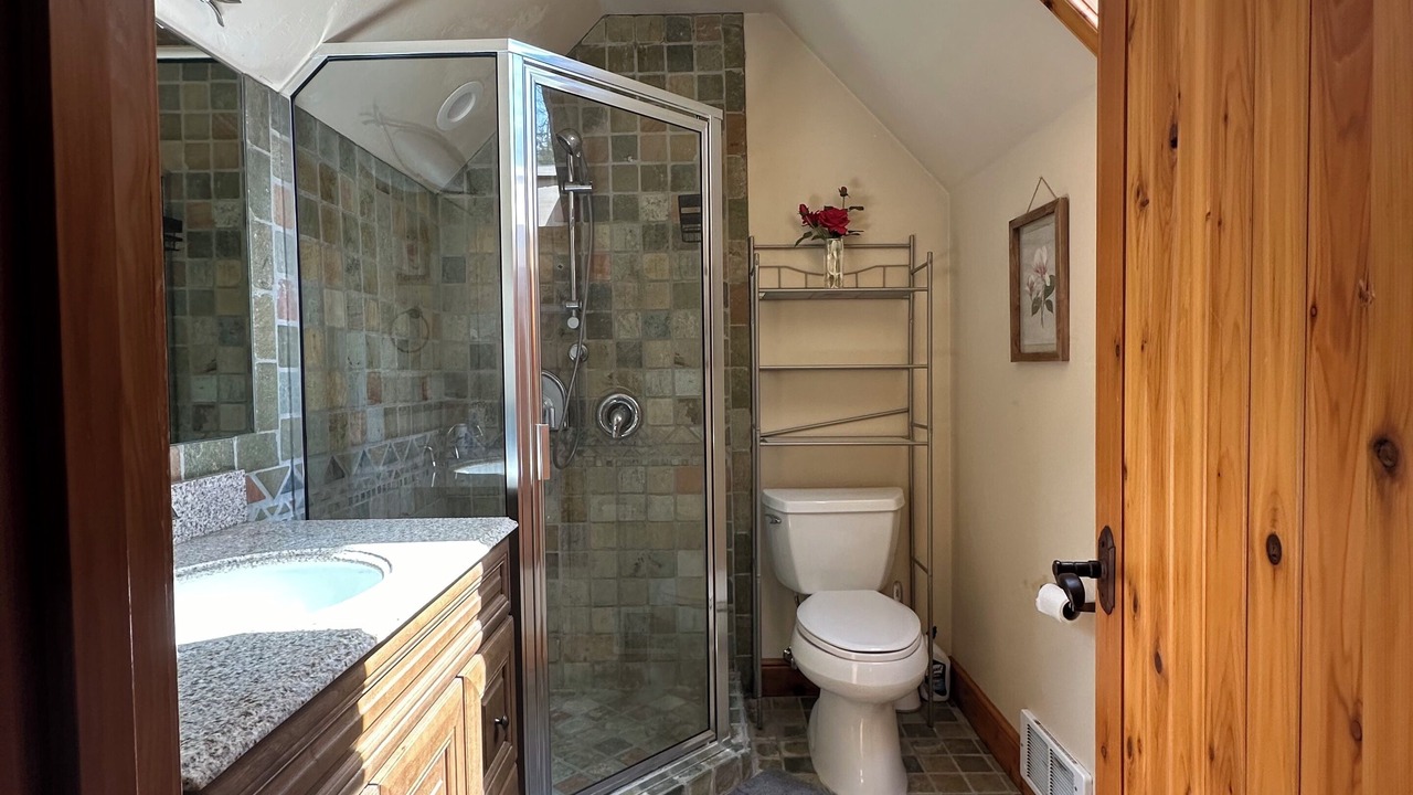 Photo of Bathroom in Lakeside