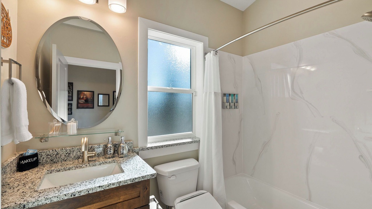 Photo of Bathroom in West Yellowstone