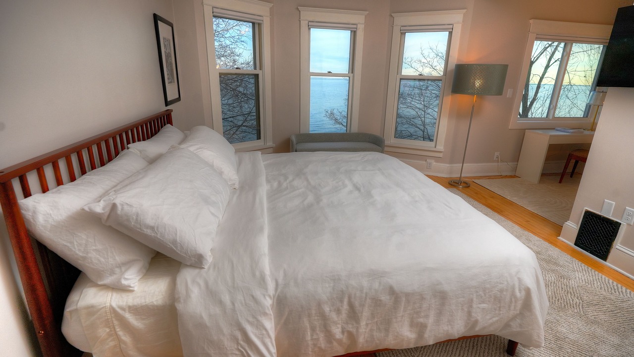 Photo of Bedroom in Lakeside - Lester Park