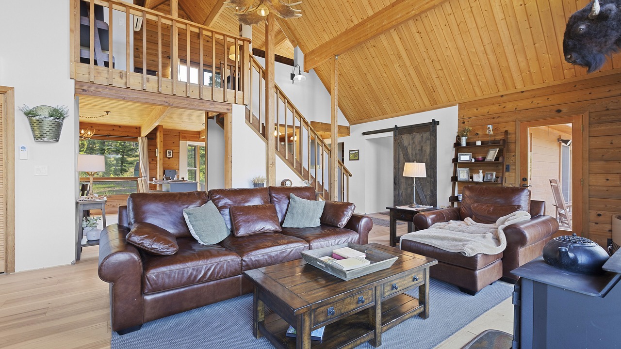 Photo of Bedroom in Canyon Creek