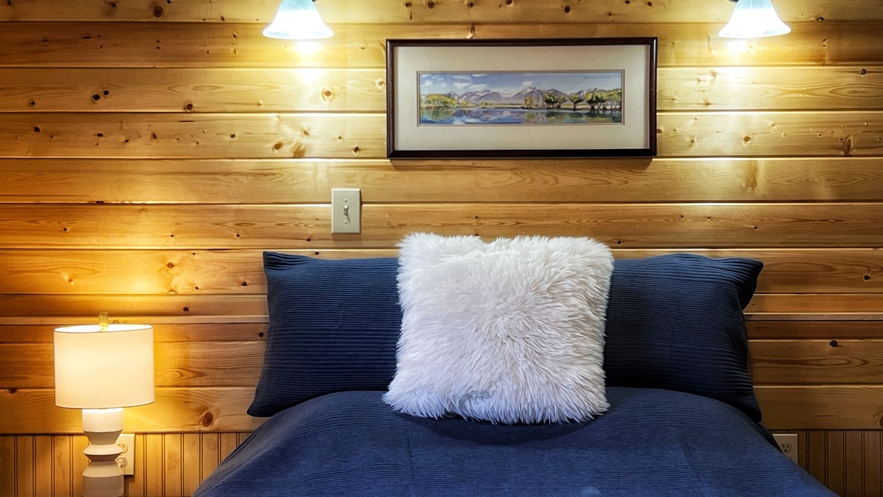 Photo of Bedroom in Broadwater County