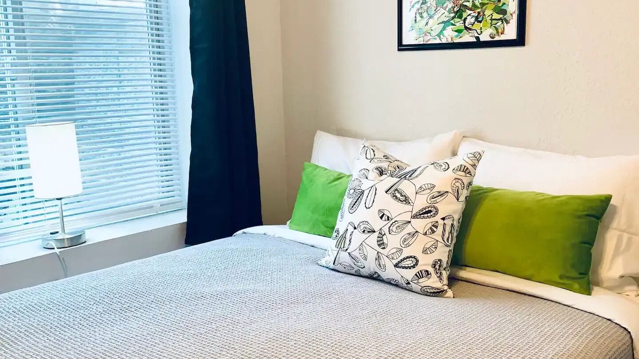 Photo of Bedroom in Lower Rattlesnake