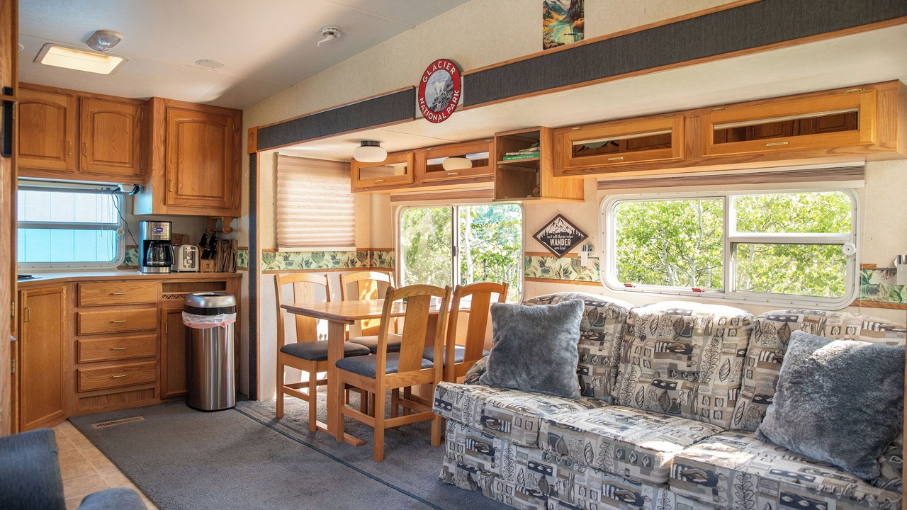 Photo of Livingroom in Babb