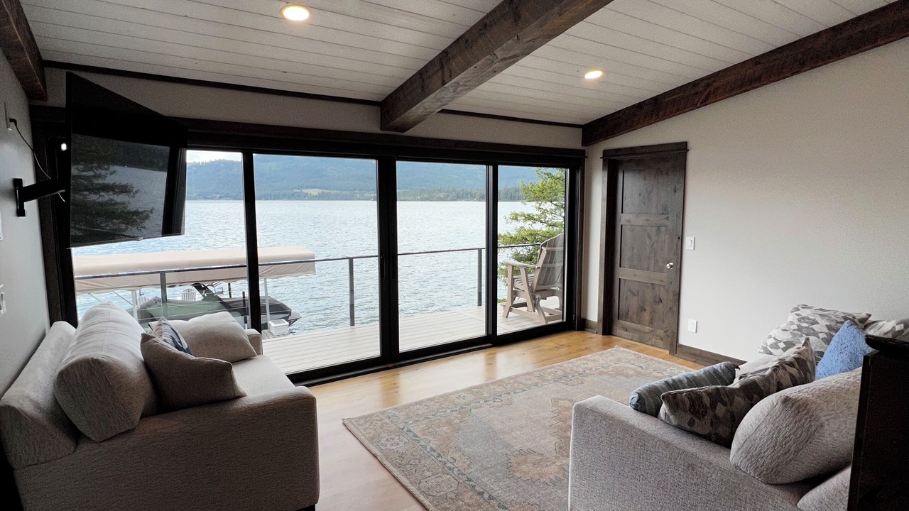 Photo of Livingroom in Rollins