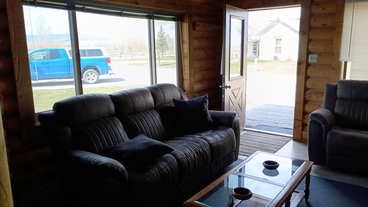 Photo of Livingroom in Dillon