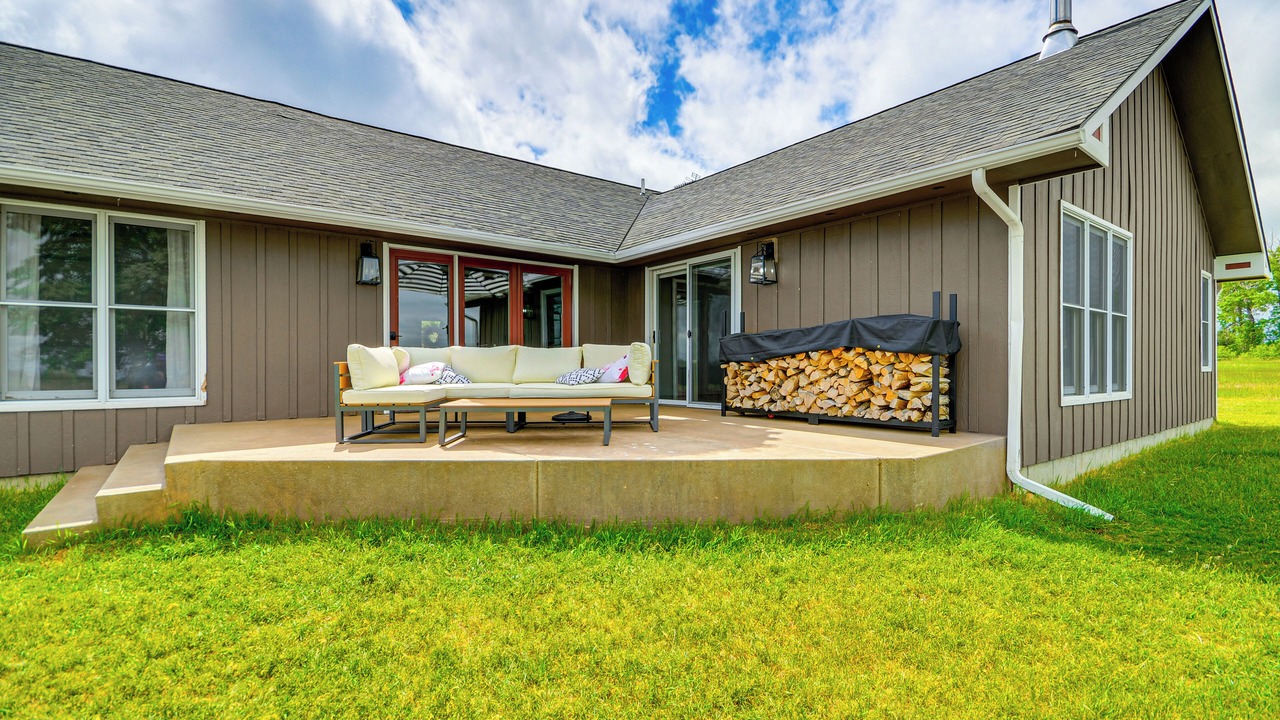 Photo of Outdoor in Roberts