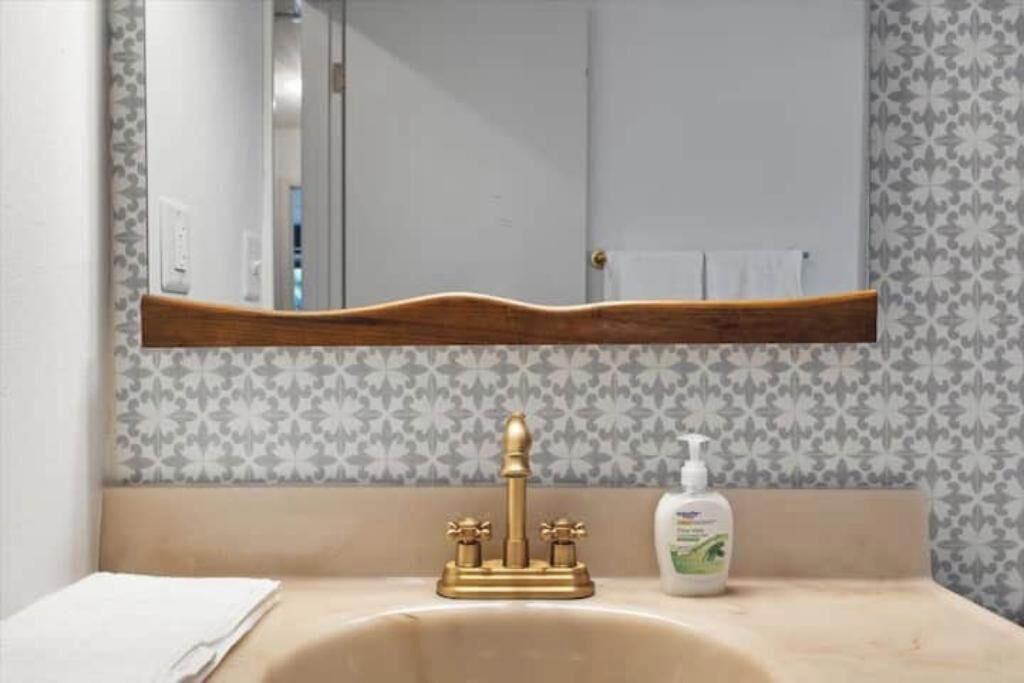 Photo of Bathroom in Rimrock