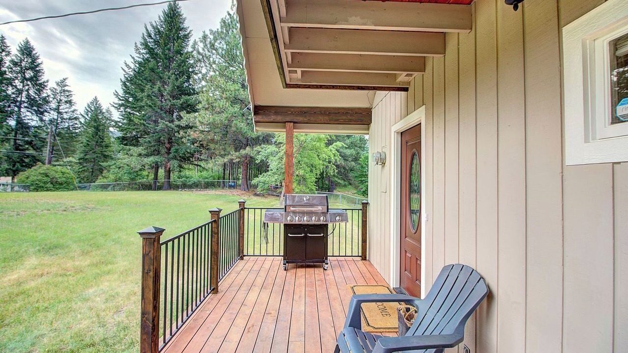 Photo of Patio Balcony in Woods Bay