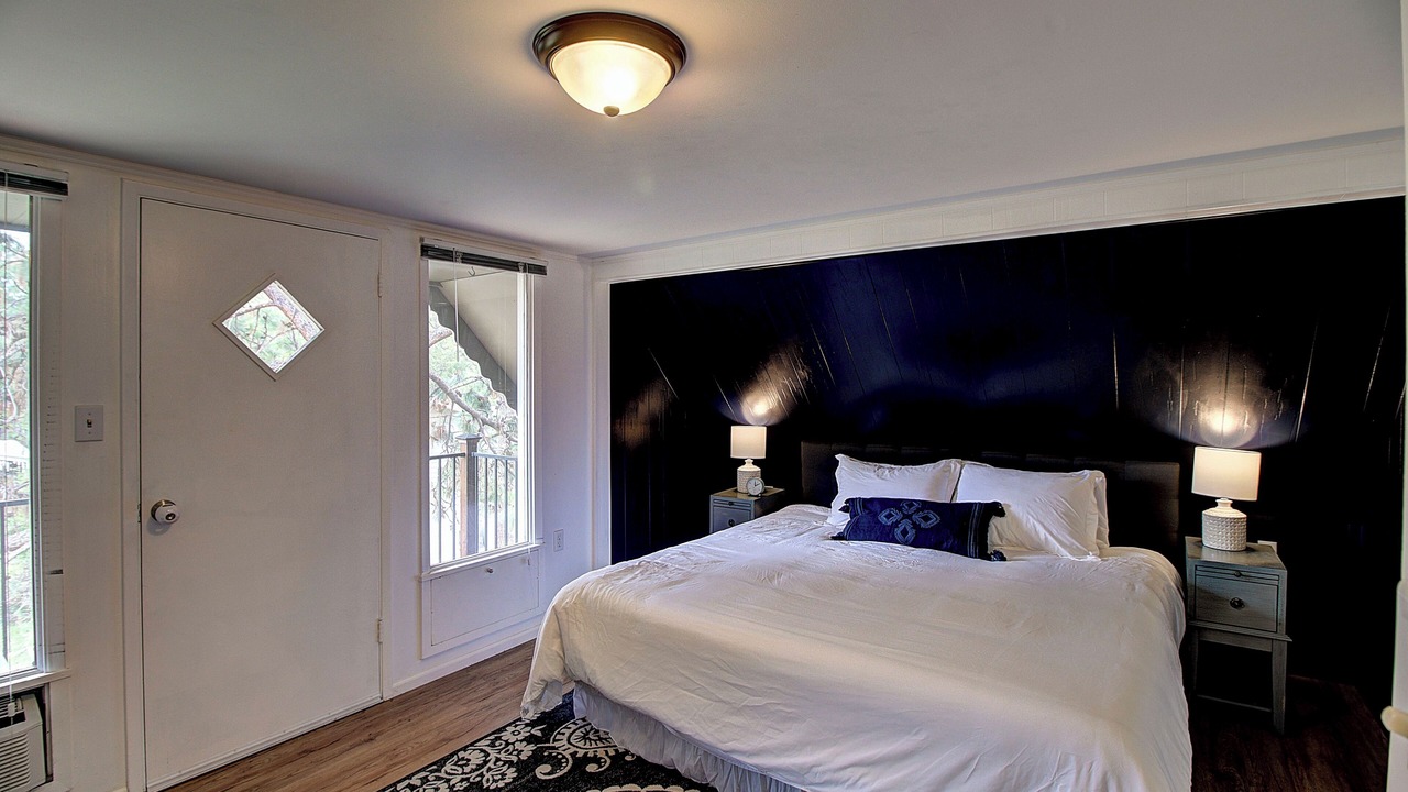 Photo of Bedroom in Woods Bay