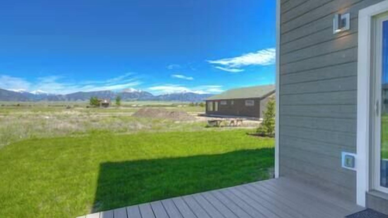 Photo of Others in Ennis